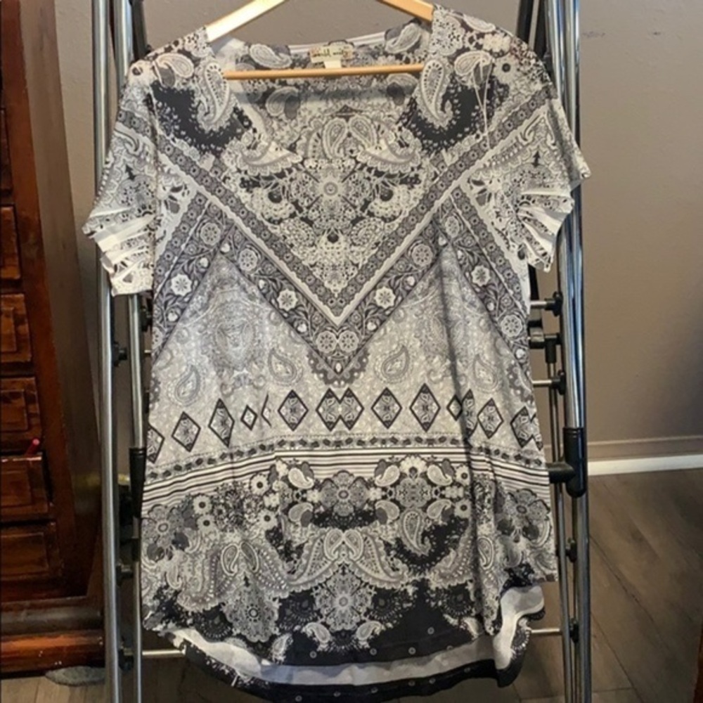 World Unity Women’s Top